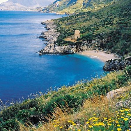 La Casetta Nel Porto Castellammare del Golfo Luaran gambar