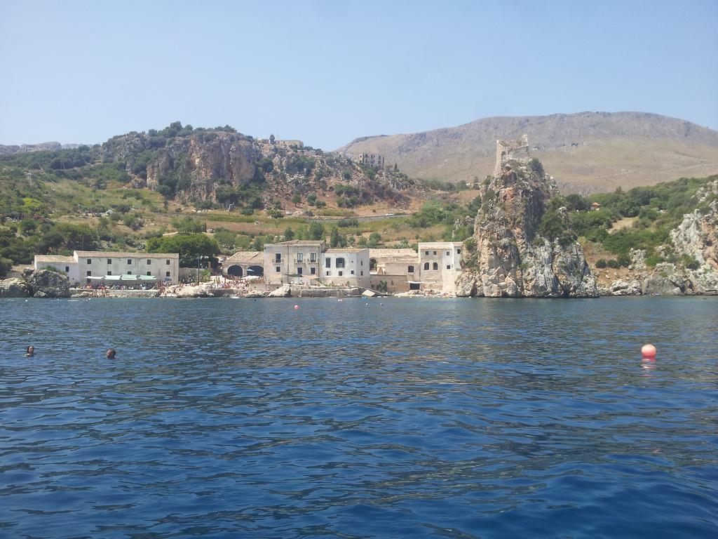 La Casetta Nel Porto Castellammare del Golfo Bilik gambar